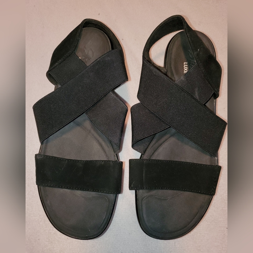 Skechers Luxe Foam Sandles